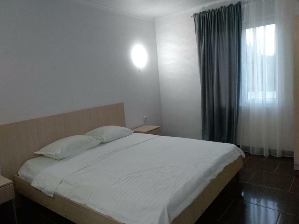 Hotel 777 Gudauta Εξωτερικό φωτογραφία
